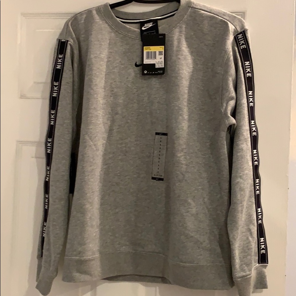 Nike sweatshirt
